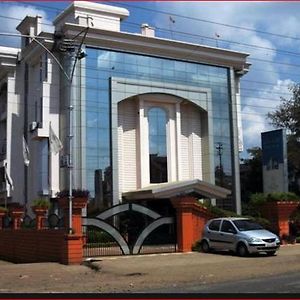Hotel Gulzar Towers